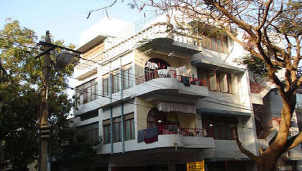 Kiran And Kashi Madhu Mansion