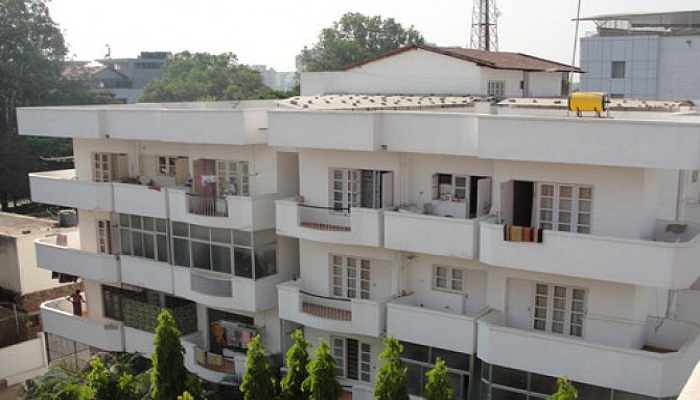 Srinivasa Poorna Palace