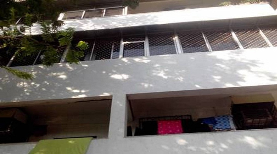 Reputed Shirin Manzil