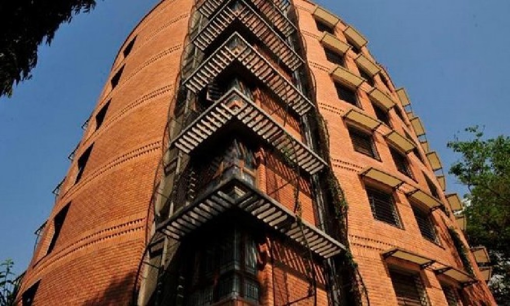 Total Environment Scarlet Begonias