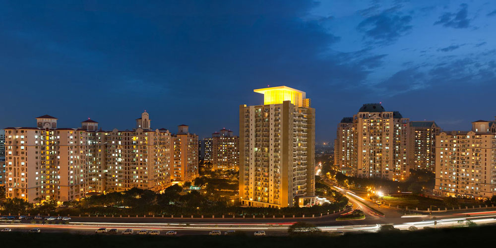 DLF Royalton Tower
