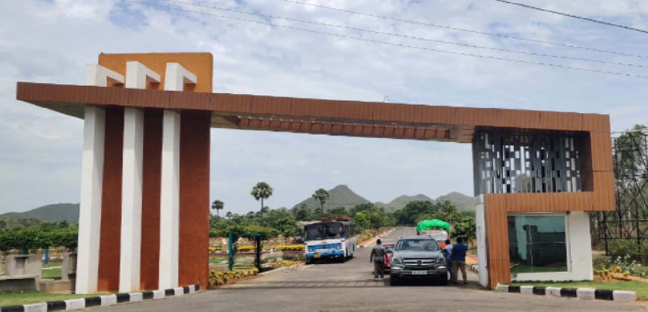 Suvarnabhoomi Legend Peak