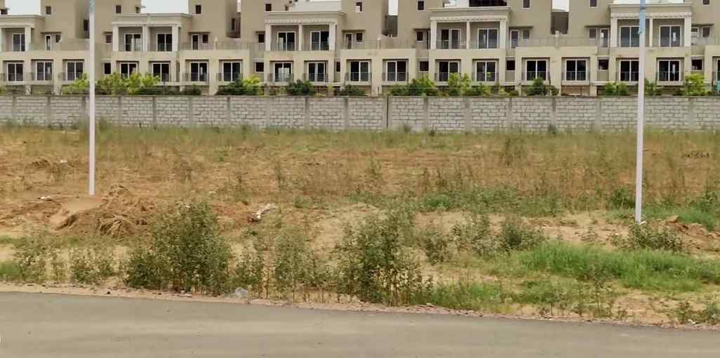 Pyramid Imperial Estate