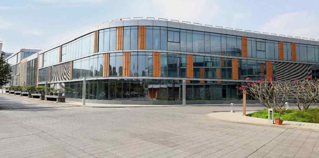 Damji Shamji Industrial Complex