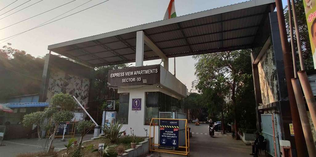 Express View Apartments