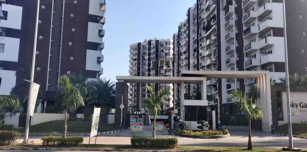 JLPL Sky Gardens