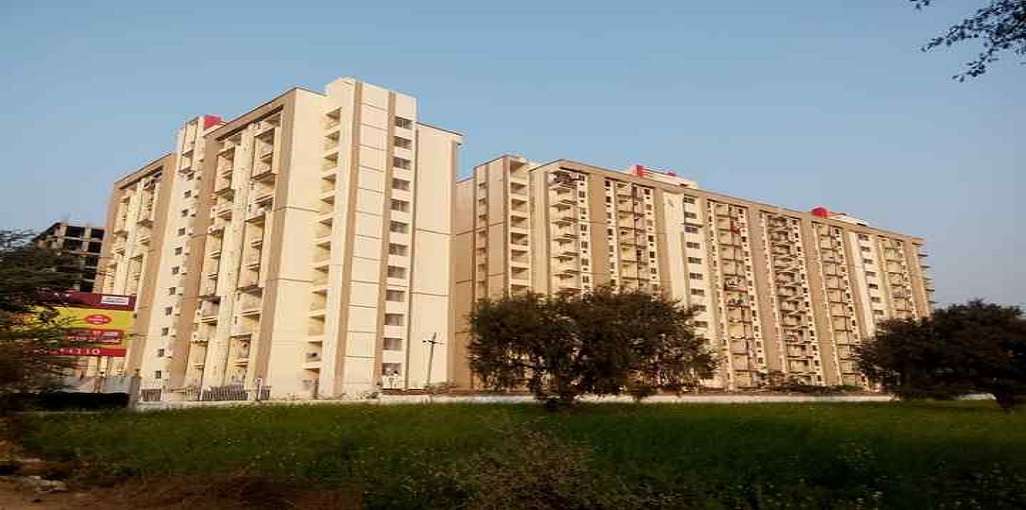 Trehan Royal Court