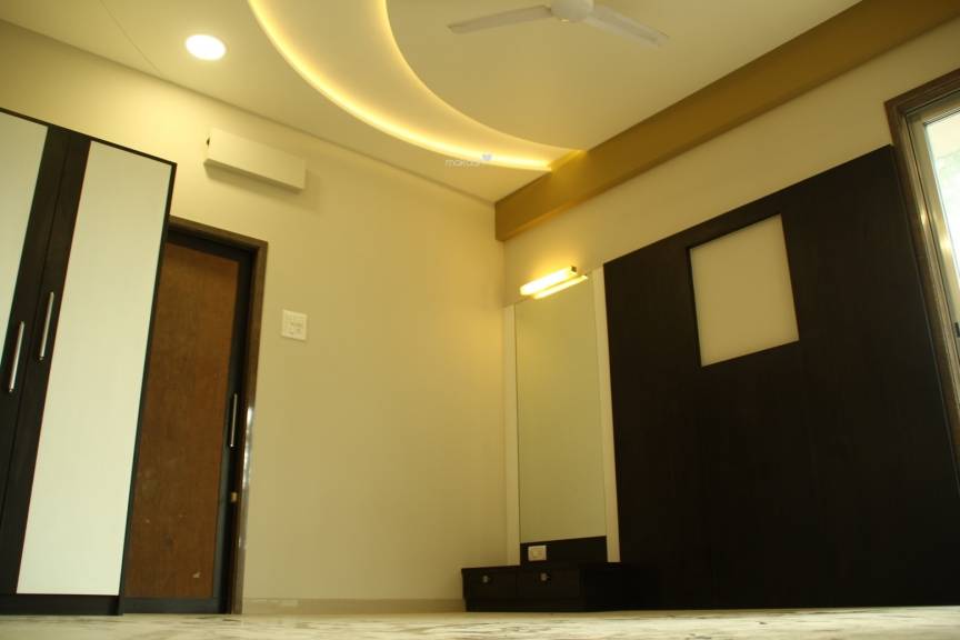 Gallery 4