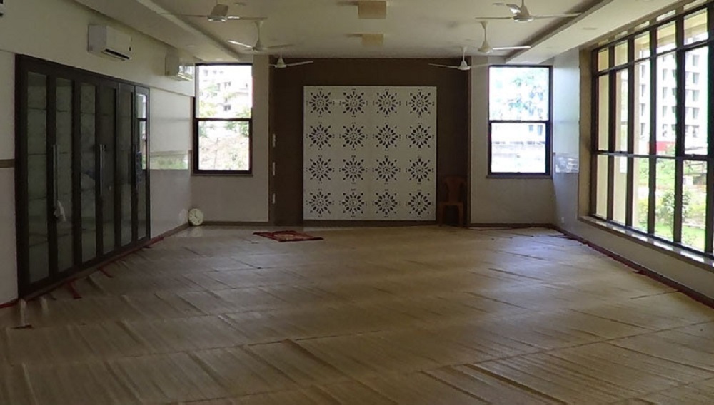 Squarefeet Grace Square