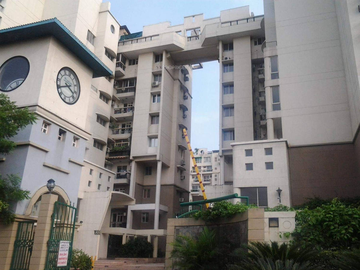 Antriksh Gateway Apartment