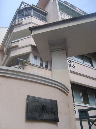 Golden Orchids Apartment