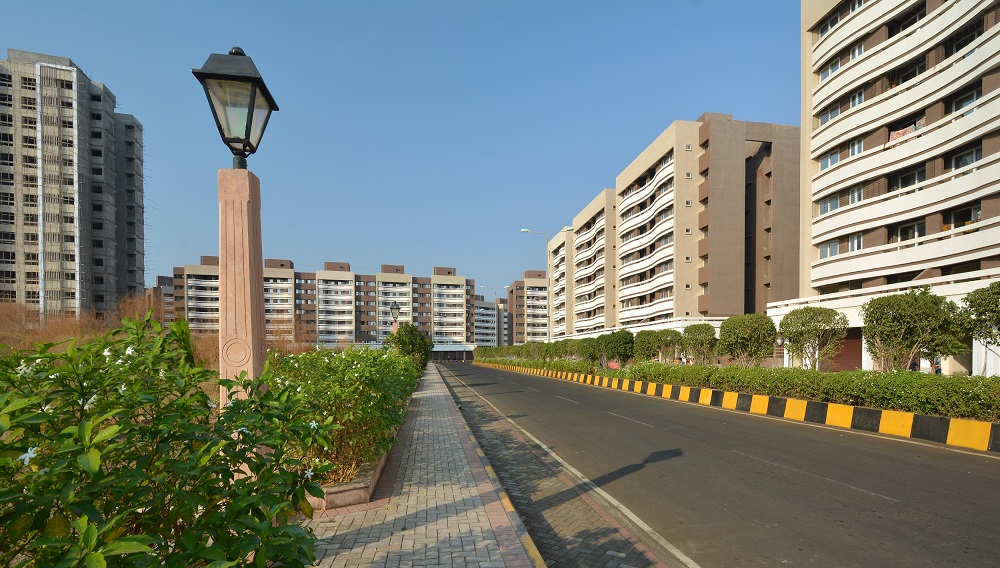 Rustomjee Evershine Global City Avenue