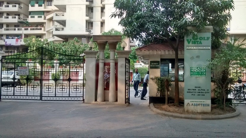 Assotech Golf Vista Apartment