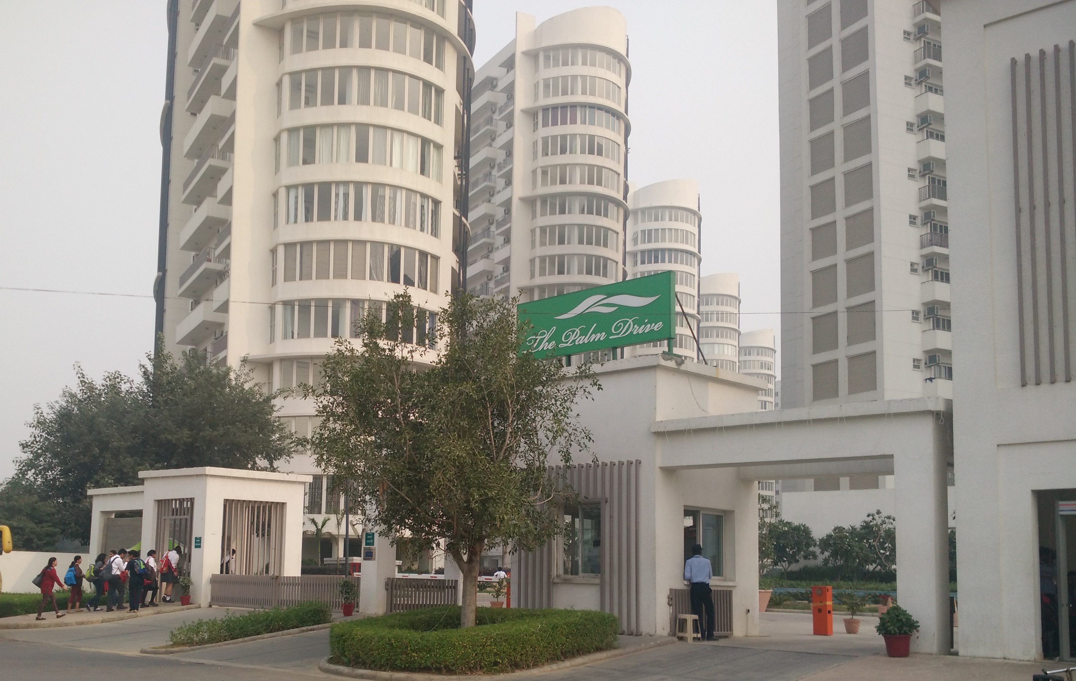 Emaar MGF Palm Studio