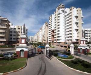 2 BHK  1500 Sqft Apartment for sale in  DLH Square in Juhu