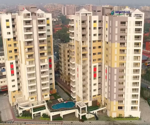2 BHK  1040 Sqft Apartment for sale in  Twin Towers Apartment in Howrah