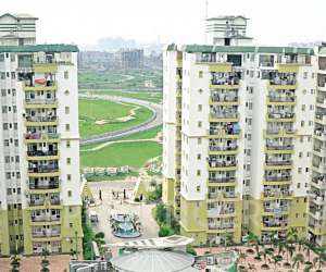 3 BHK  1750 Sqft Apartment for sale in  Supertech Emerald Court in Sector 93 A