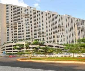 2 BHK  624 Sqft Apartment for sale in  Rustomjee Azziano Wing D in Thane West