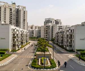 3 BHK  1750 Sqft Apartment for sale in  Vatika Lifestyle Homes in NH 8 Sector 83