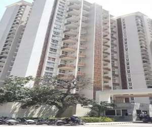 3 BHK  1950 Sqft Apartment for sale in  Mahindra Heights in Tardeo