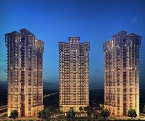 3 BHK  1400 Sqft Apartment for sale in  Mahagun Mantra 1 in Sector 10
